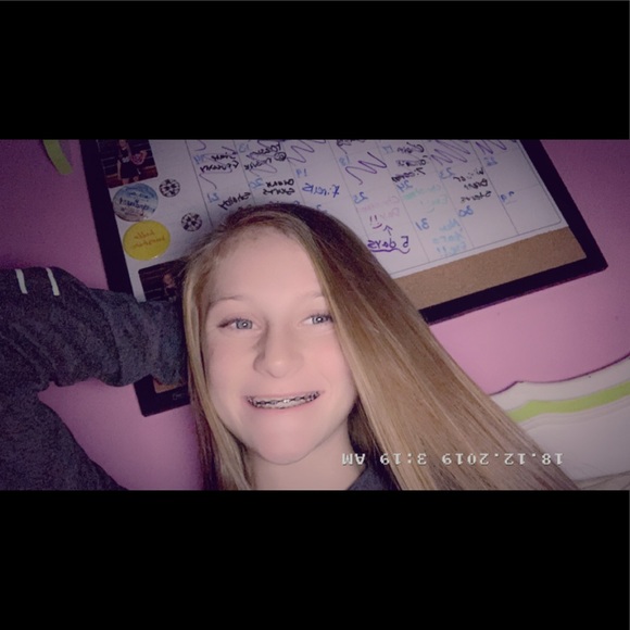 Meet your Posher, Amy - Picture 5 of 6